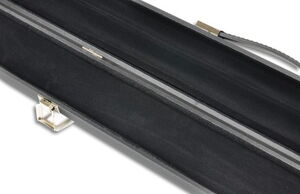 Attache Koffer für 3/4-geteilte Queues offen nah